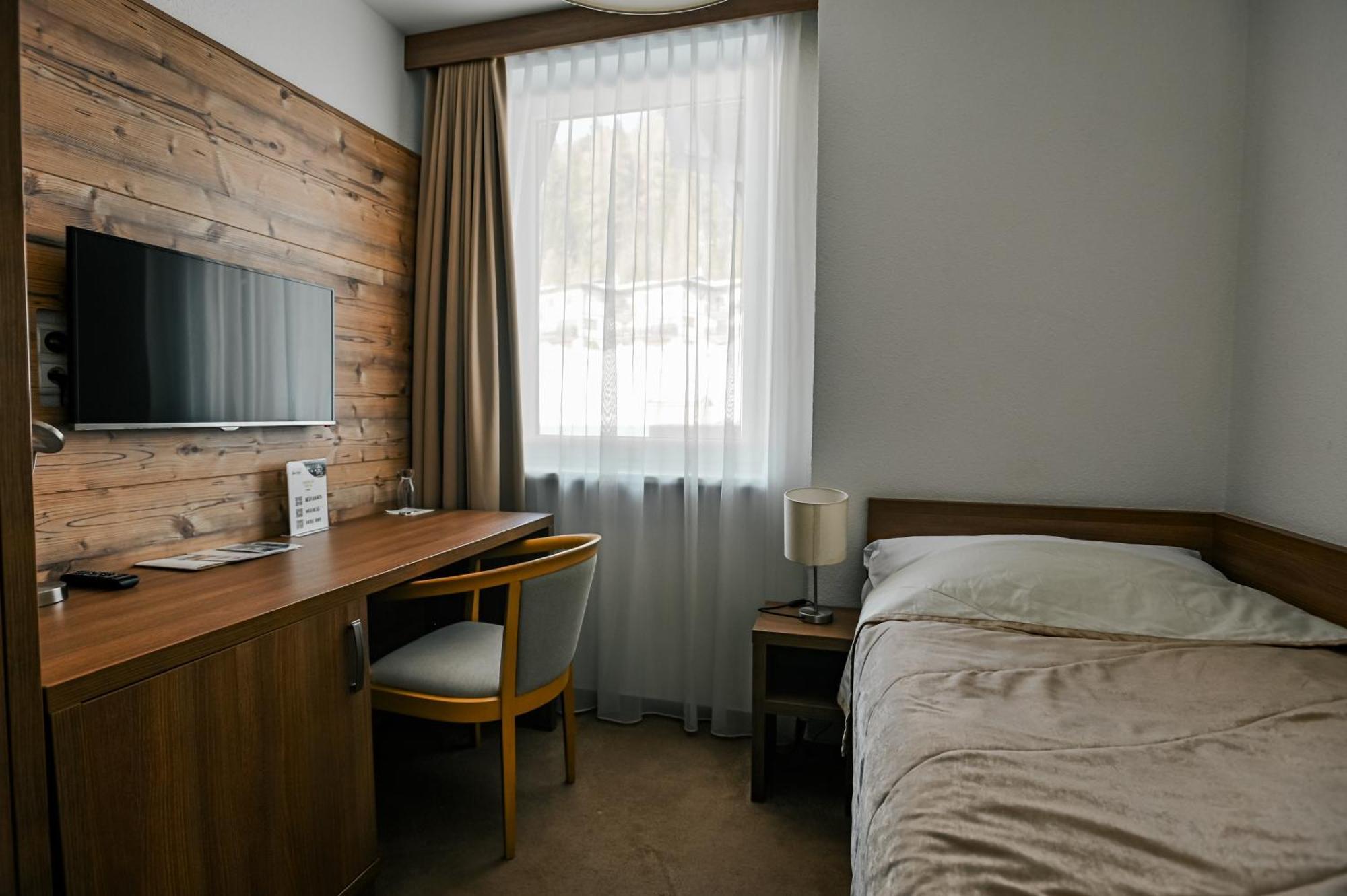 Sport Hotel *** 도노발리 외부 사진
