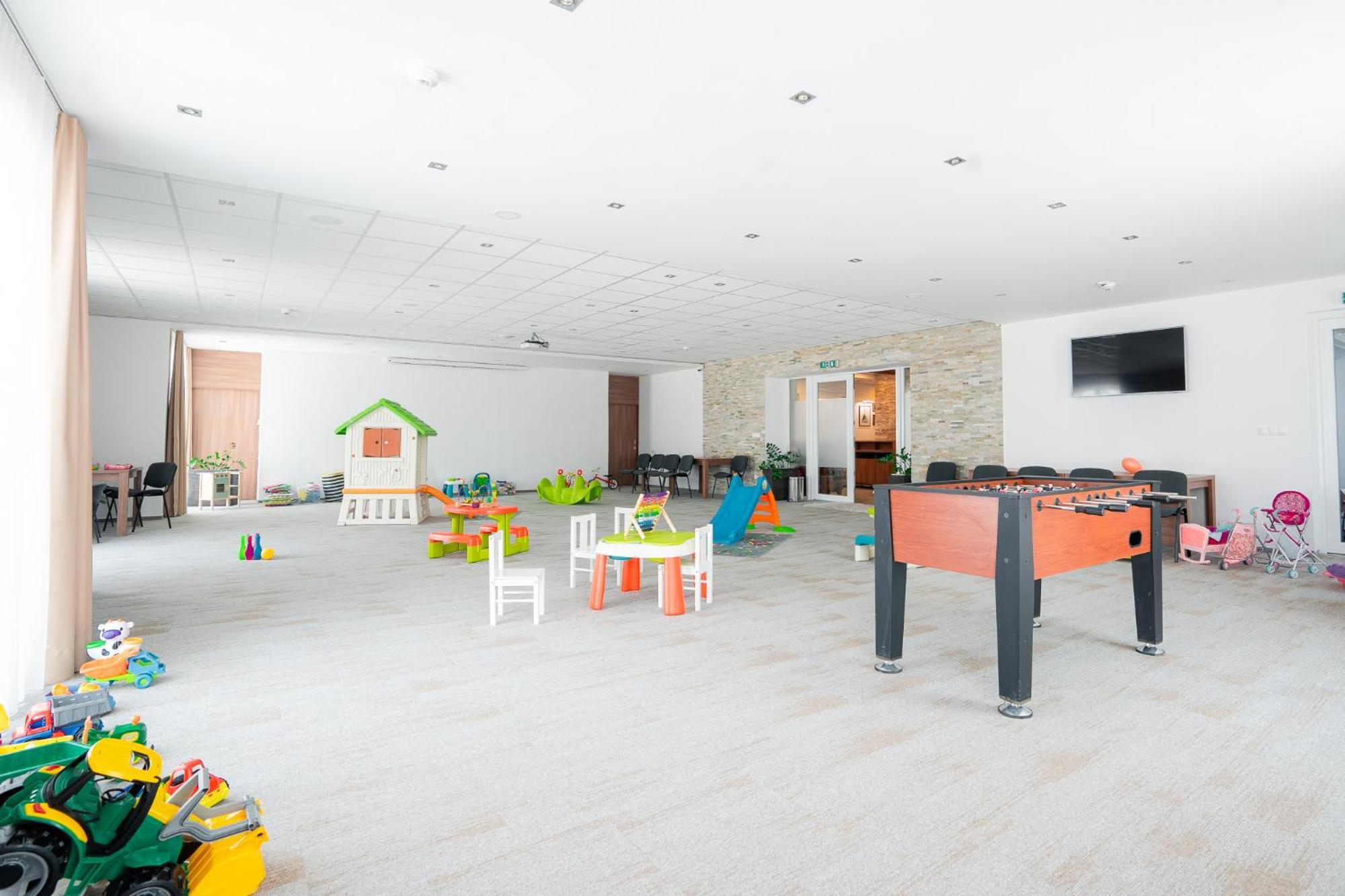 Sport Hotel *** 도노발리 외부 사진