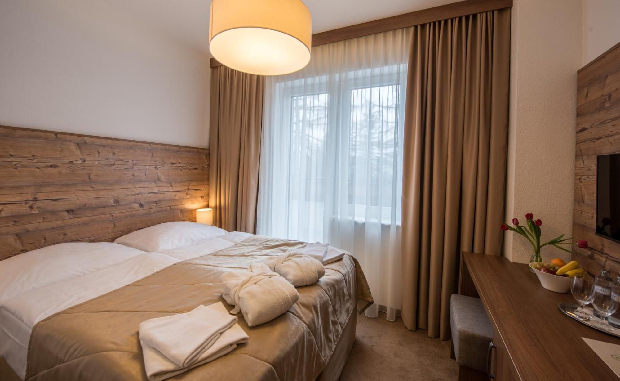 Sport Hotel *** 도노발리 외부 사진