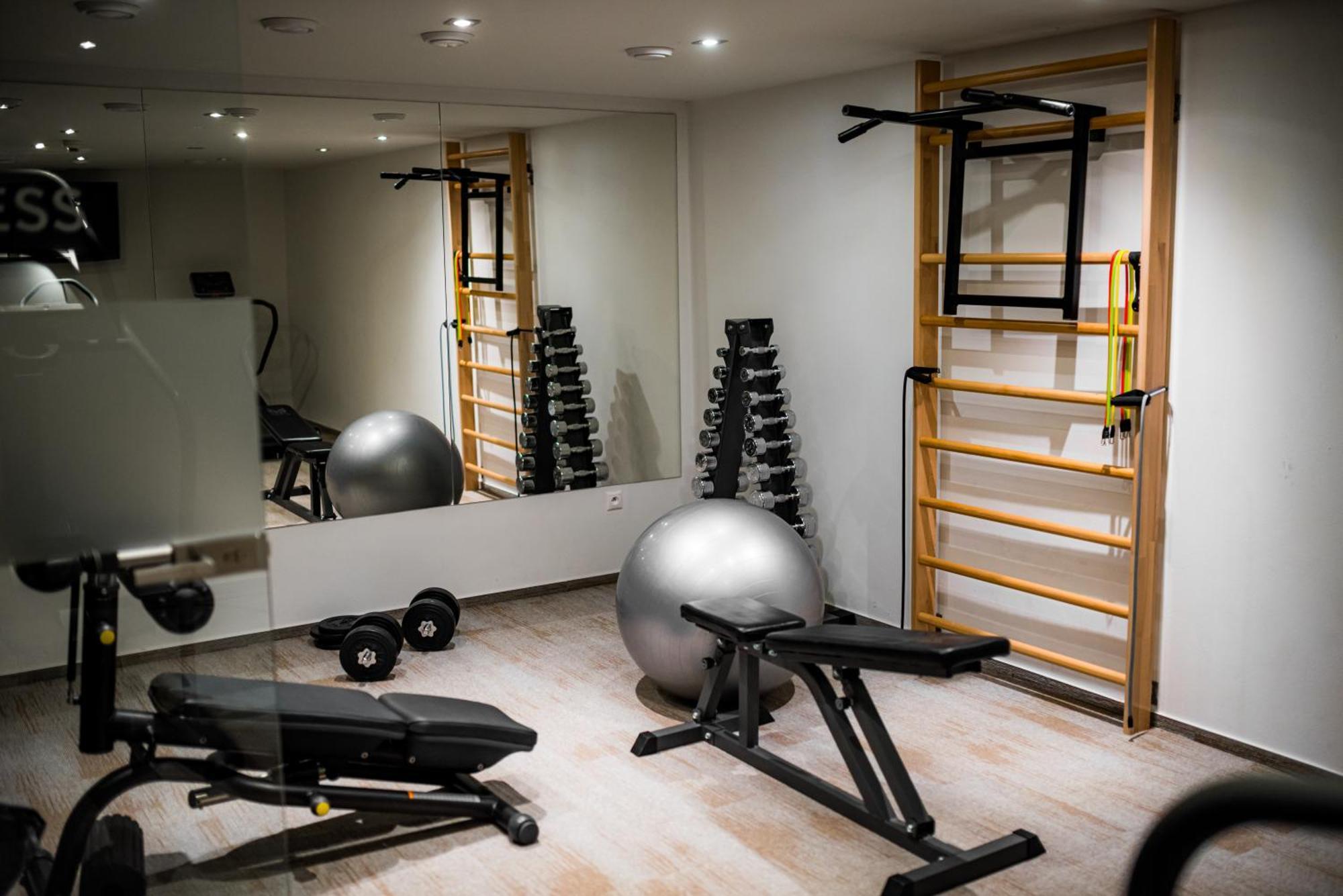Sport Hotel *** 도노발리 외부 사진