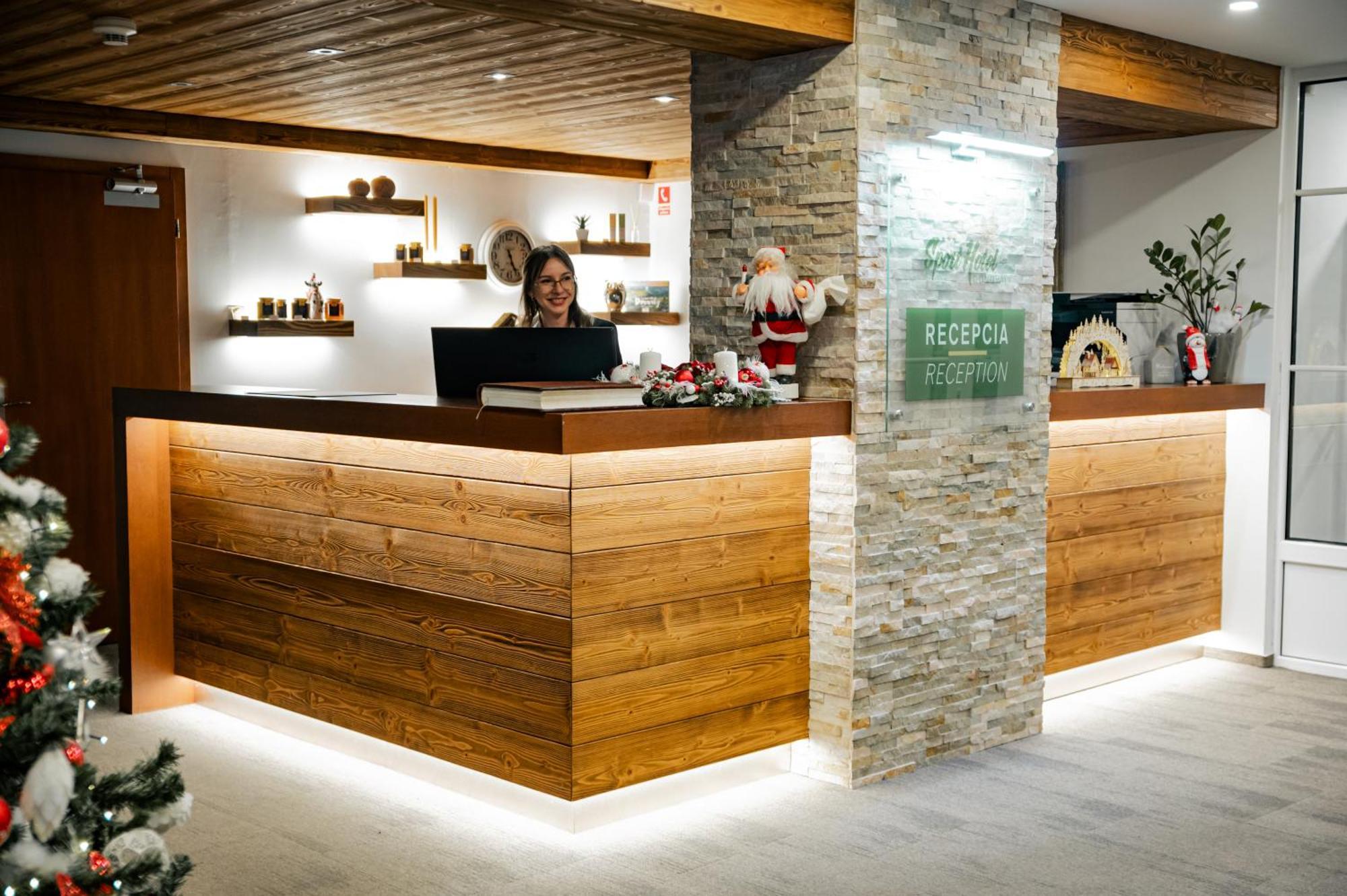 Sport Hotel *** 도노발리 외부 사진