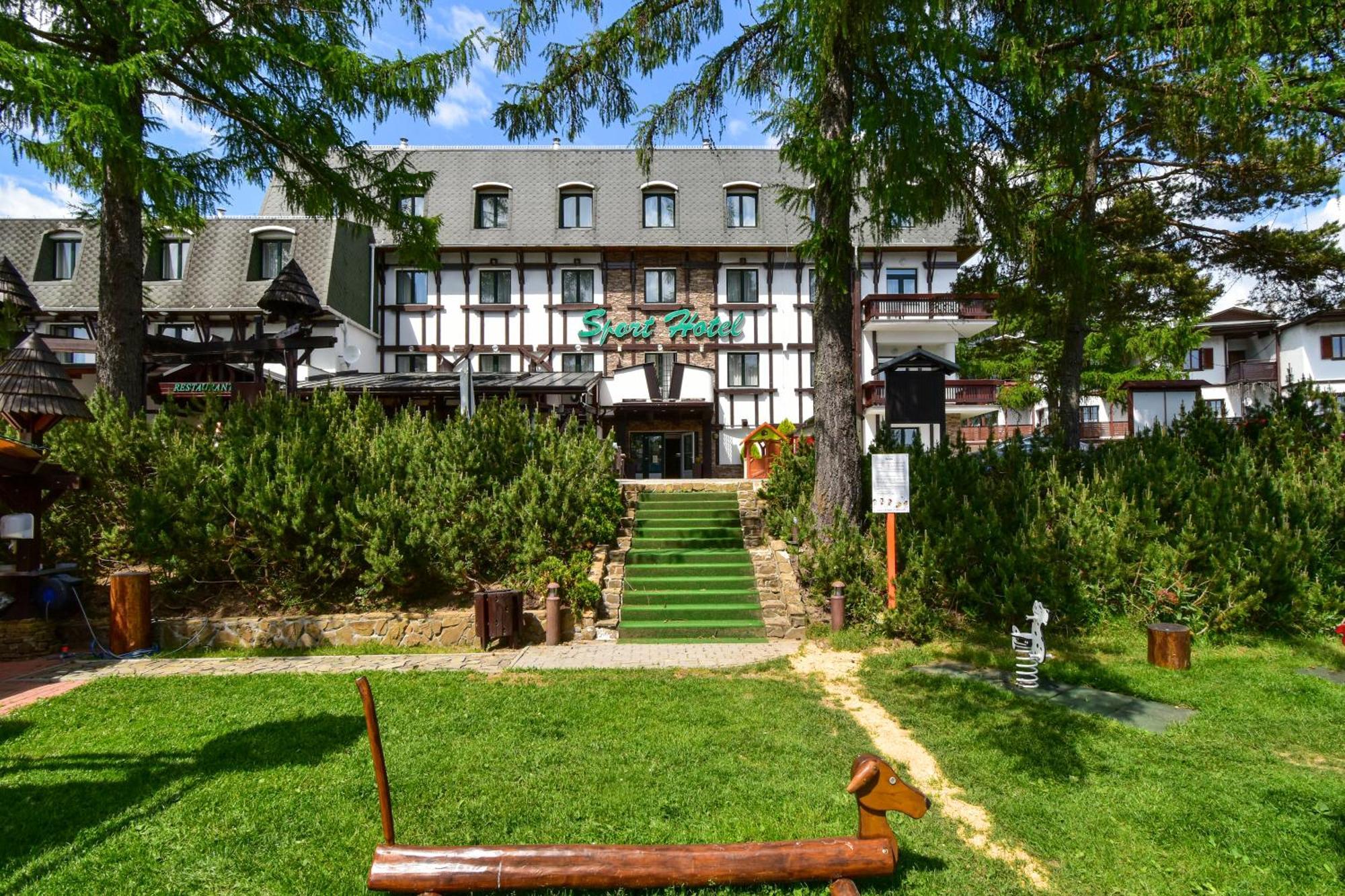 Sport Hotel *** 도노발리 외부 사진